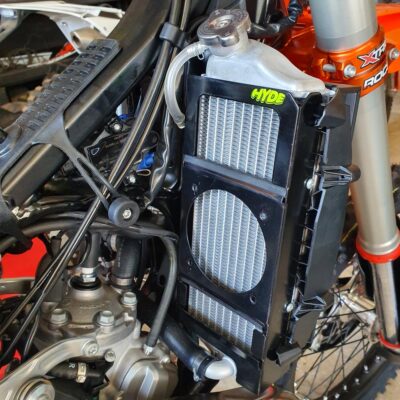 HYDE RADIATOR BRACES