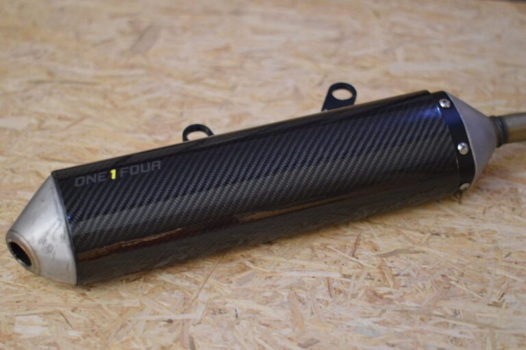 ONE1FOUR CARBON SILENCER GUARD lifestyle114