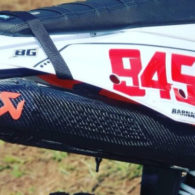 ONE1FOUR AKRAPOVIC CARBON SILENCER GUARD