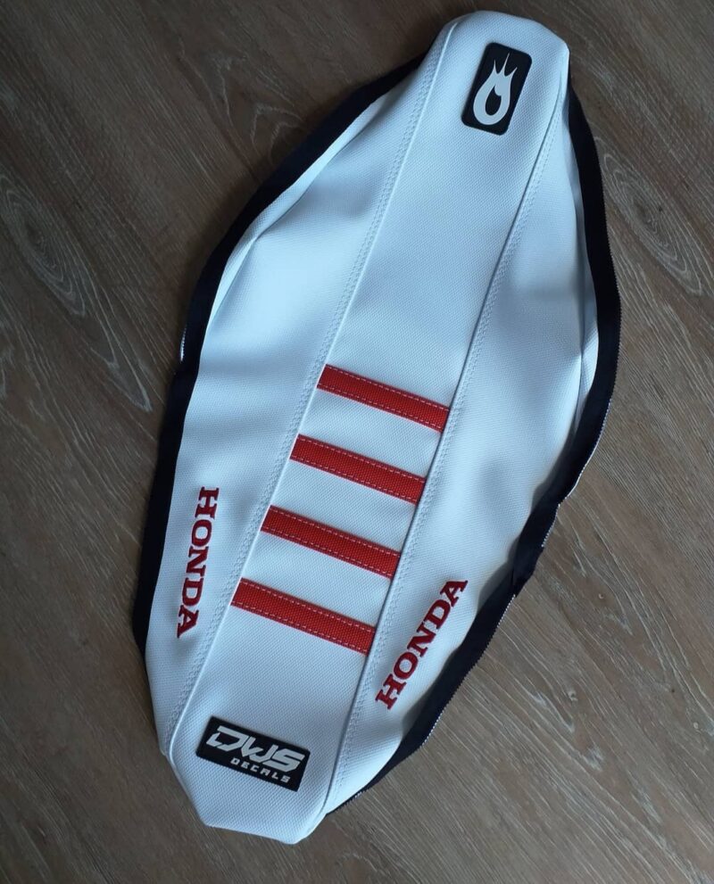 NITHRONE GRIPPER SEAT COVERS - Image 7