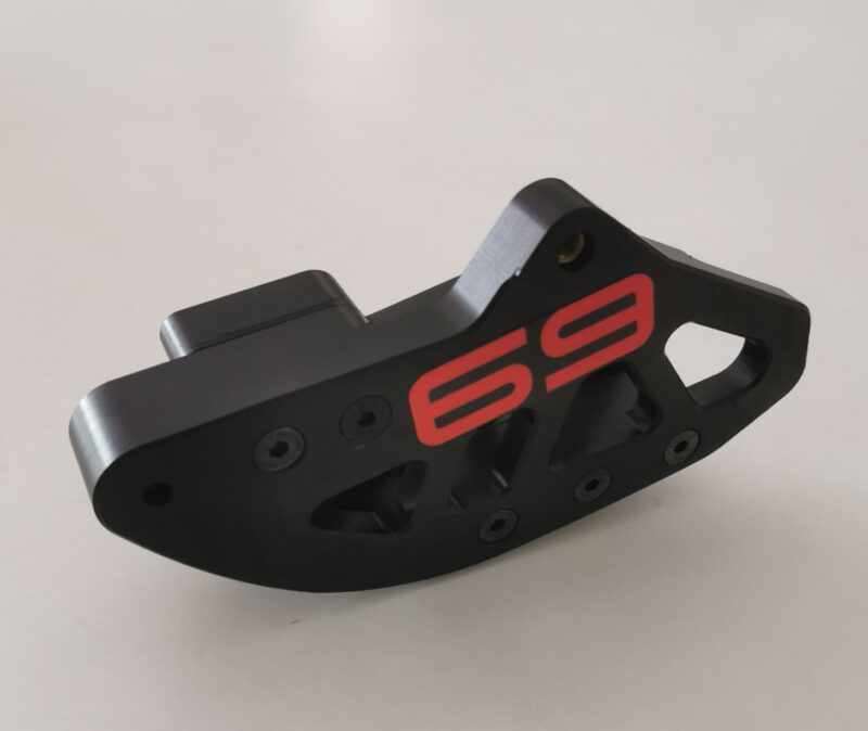 69 DESIGNS CHAIN GUIDE
