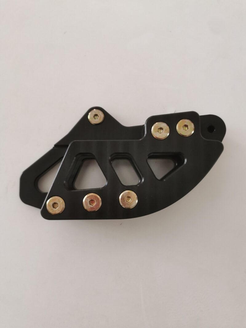69 DESIGNS CHAIN GUIDE - Image 3